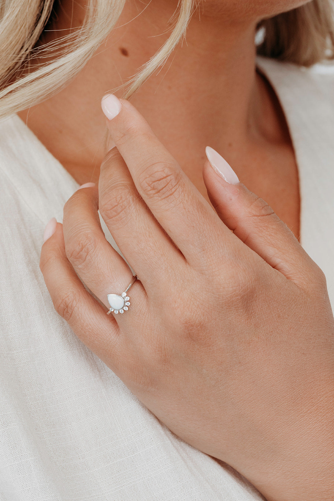 Breastmilk Half Halo Teardrop Ring - Platinum