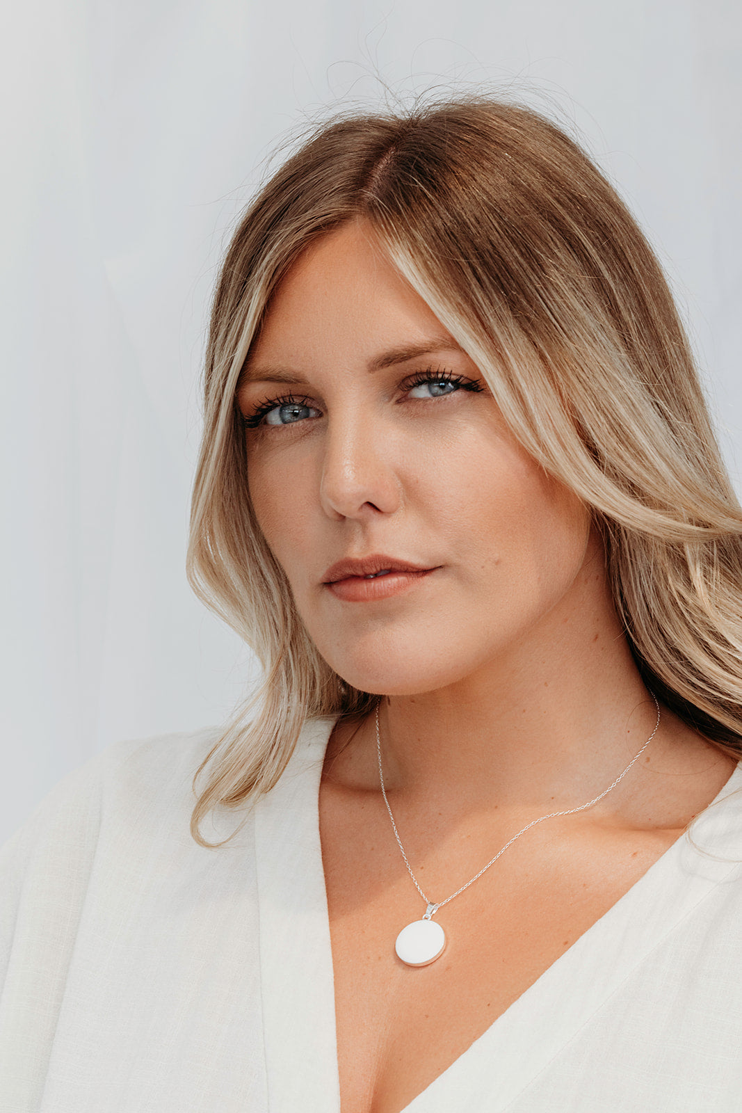 Breastmilk Round Necklace Luna Pendant