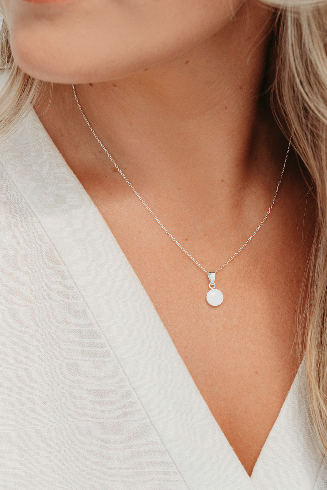 Simple Breastmilk Pendant Necklace - White Gold
