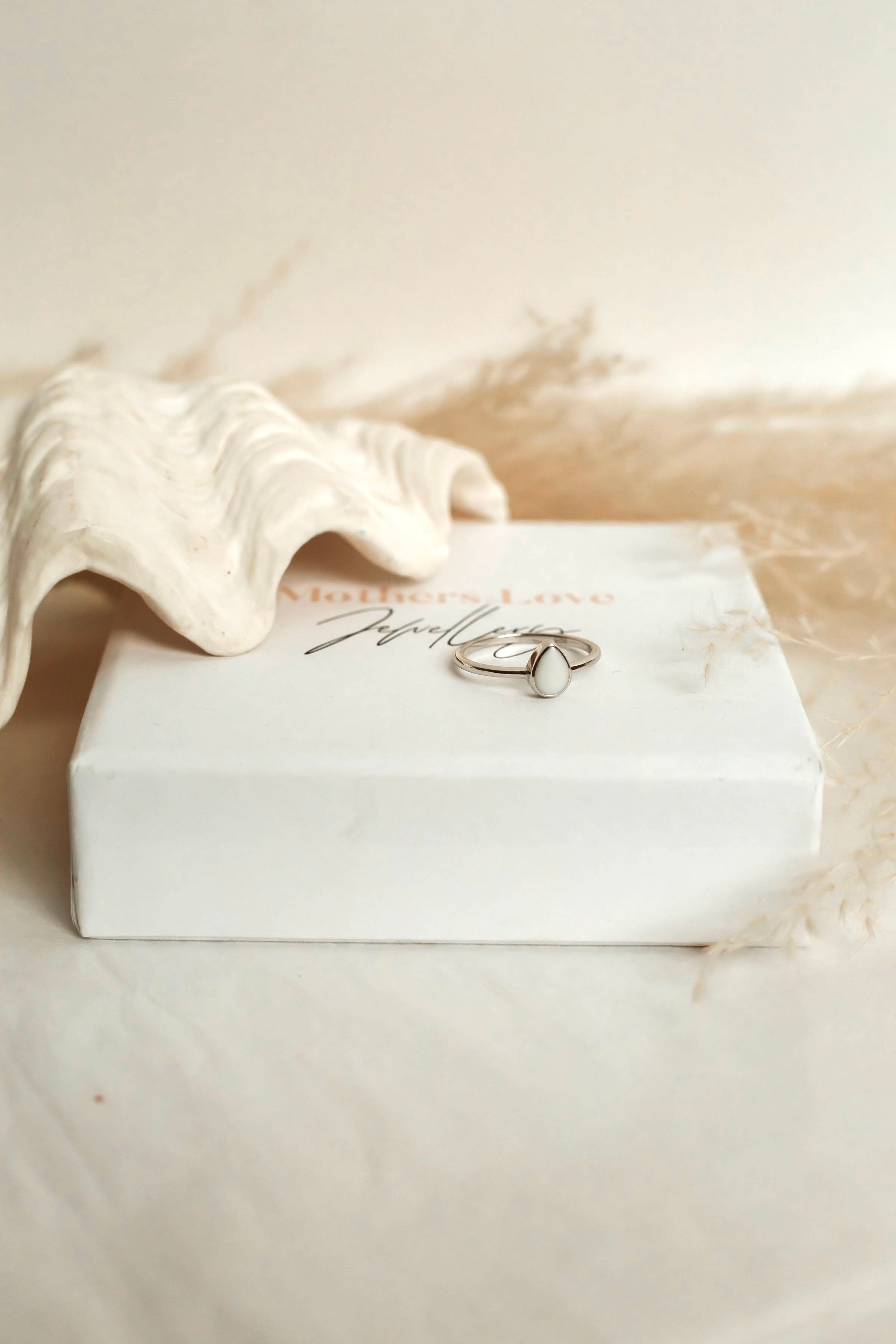 Breastmilk Teardrop Ring - Platinum