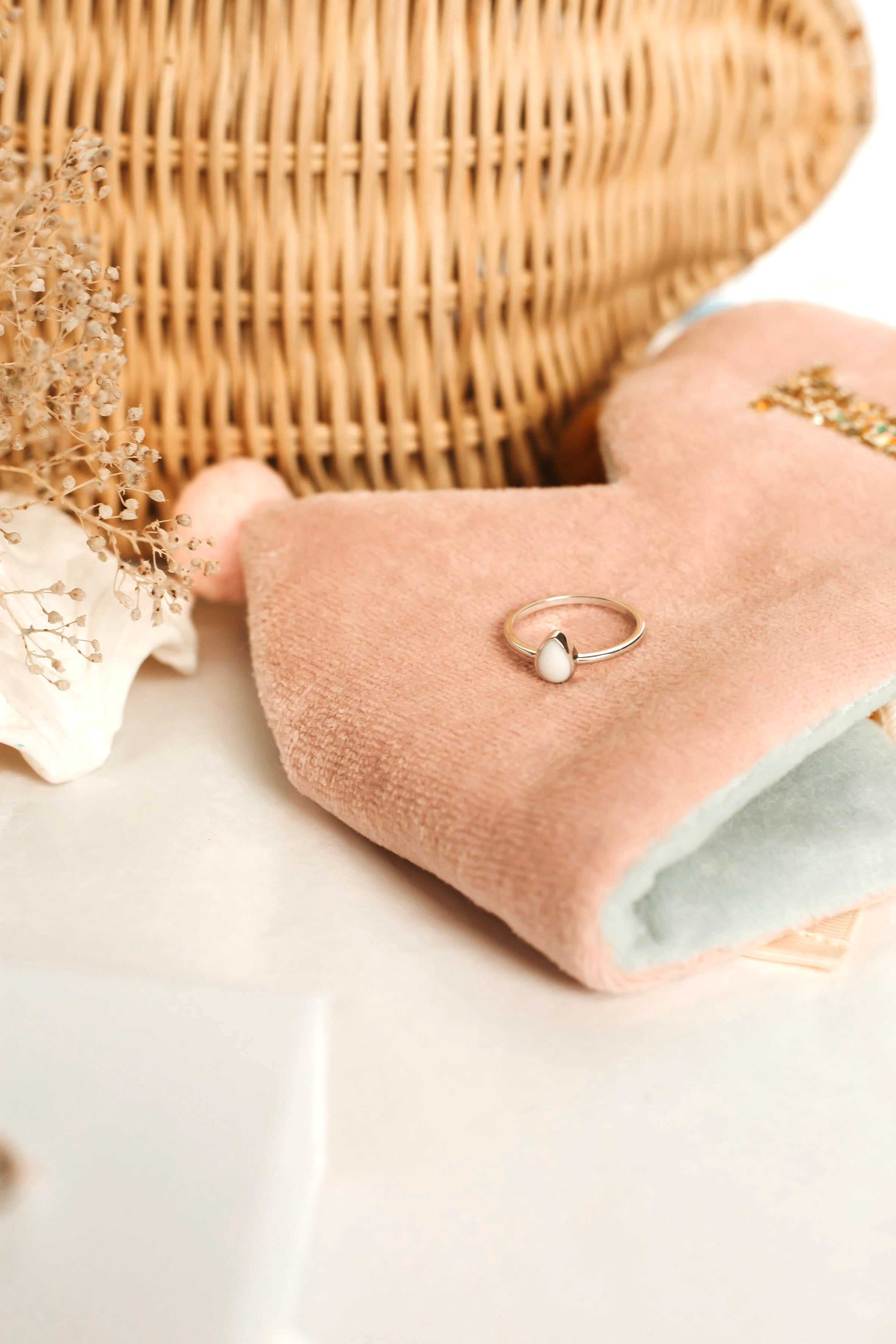 Breastmilk Teardrop Ring - Platinum