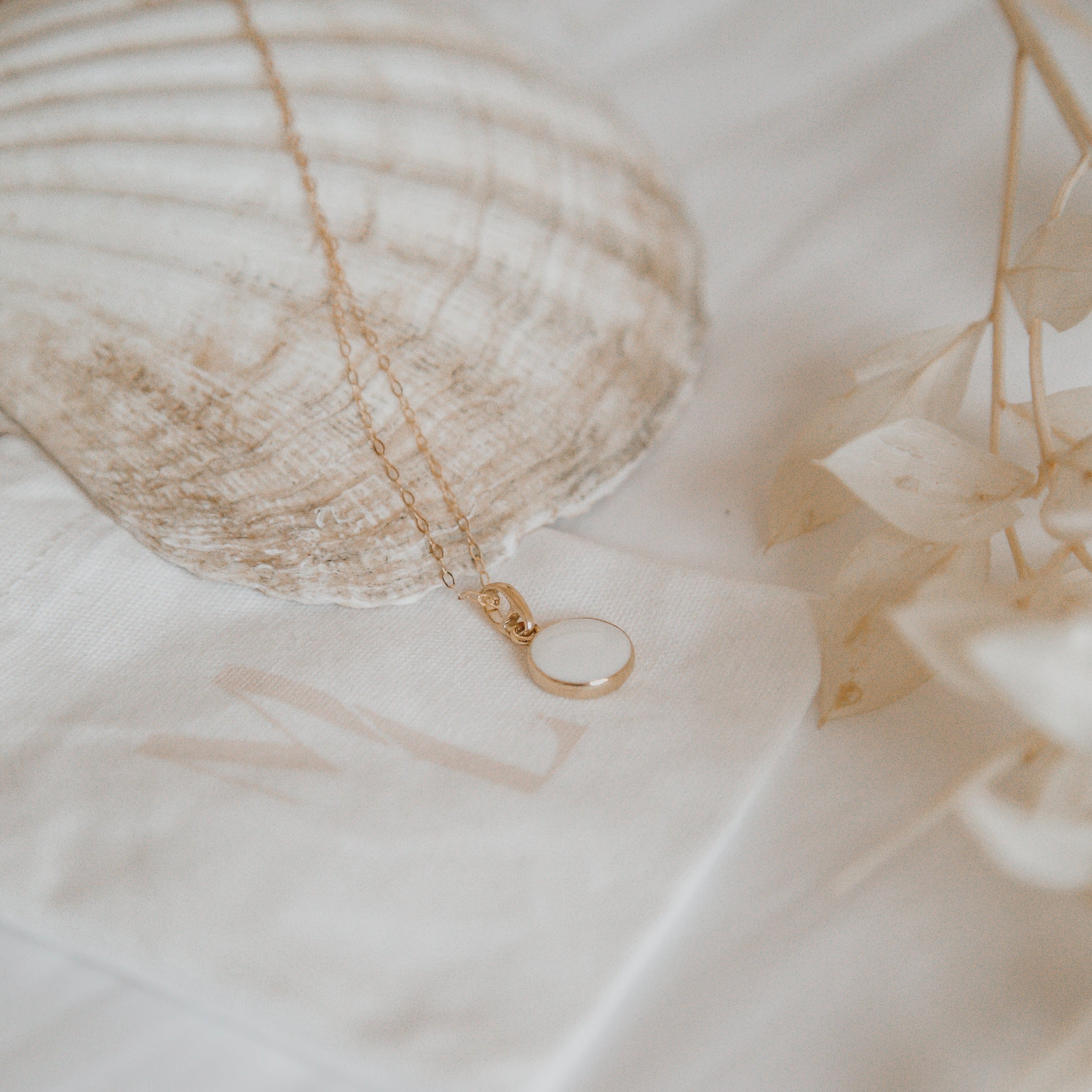 Breastmilk Round Gold Pendant Necklace