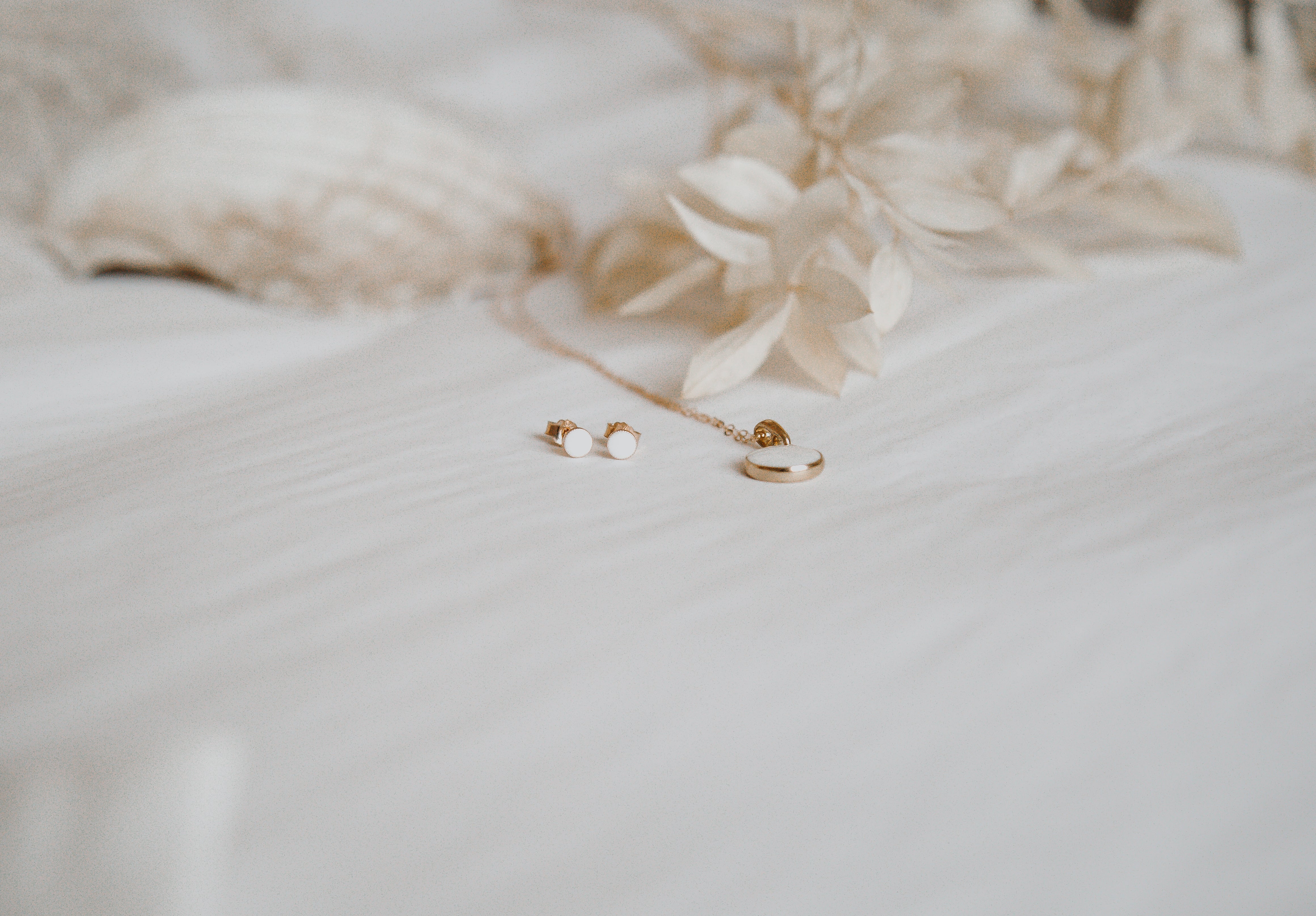 Simple Breastmilk 9ct Gold Stud Earrings