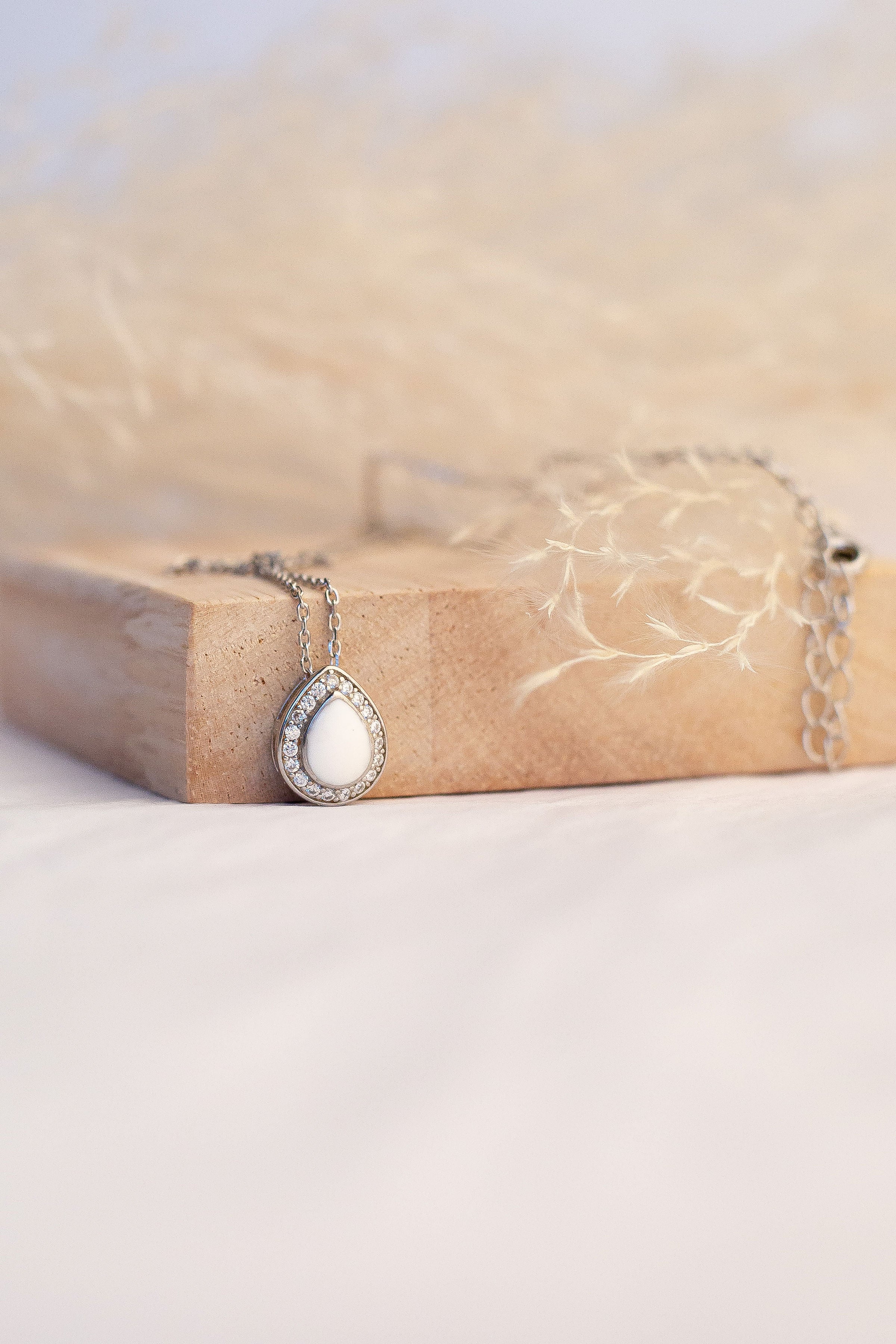 Breastmilk Teardrop Halo Necklace - Silver